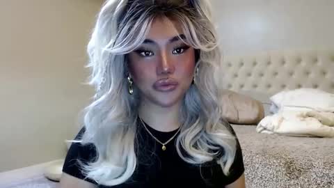 Lena online show from 01/23/25, 12:09