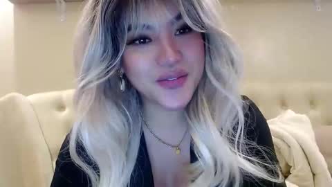 Lena online show from 02/16/25, 08:11