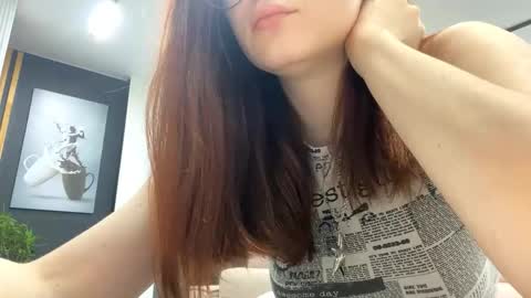 Ayla and Lexi online show from 12/01/25, 11:37