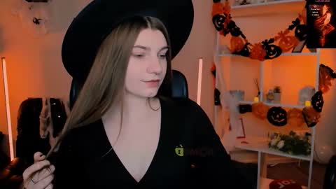 talia_seduce online show from 10/25/25, 08:55