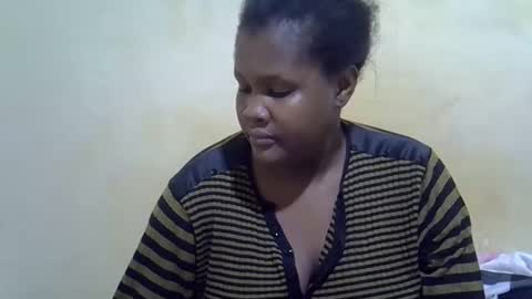 taliah254 online show from 09/27/25, 04:23