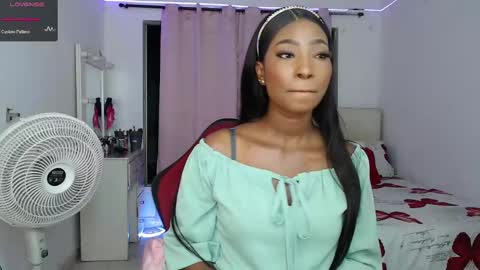 taliana  modelo independiente online show from 02/18/25, 03:10