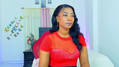 taliana  modelo independiente online show from 02/02/26, 12:53