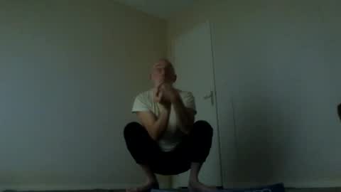 Jack Pierrot online show from 12/22/25, 06:10