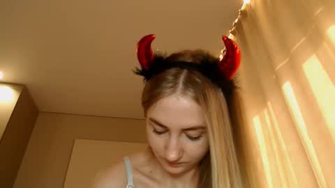  Kira  online show from 01/30/25, 11:55