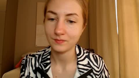  Kira  online show from 02/11/25, 12:05