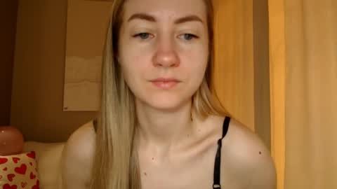  Kira  online show from 03/05/25, 06:01