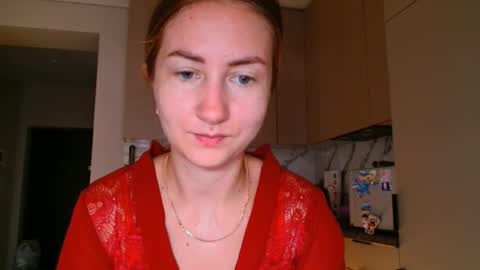  Kira  online show from 10/28/25, 07:23