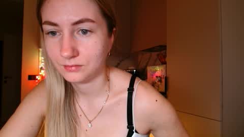  Kira  online show from 02/17/26, 06:10