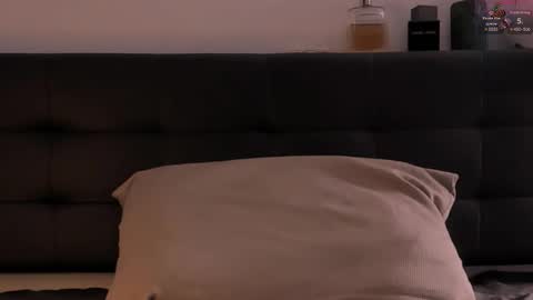 Snapshot of talkinghead7 chatting on 02/26/26, 07:13 Colin online show from 02/26/26, 07:13