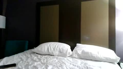 Snapshot of talktomenicely_ chatting on 09/10/25, 06:46 Lily Rhoades online show from 09/10/25, 06:46
