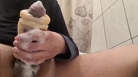 Snapshot of tall6feet7inch chatting on 02/08/25, 07:59 tall6feet7inch online show from 02/08/25, 07:59