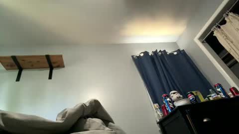 first stream was very fun grateful for every follow and super active chat online show from 06/25/26, 05:06