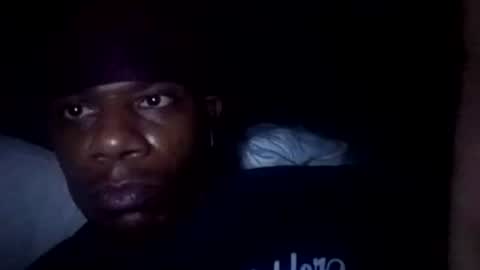 Snapshot of tallslimmy32 chatting on 04/19/26, 01:21 tallslimmy32 online show from 04/19/26, 01:21
