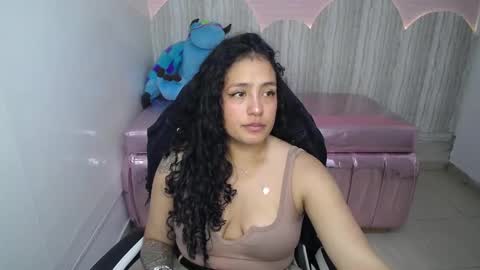 Tamara online show from 11/19/25, 02:33