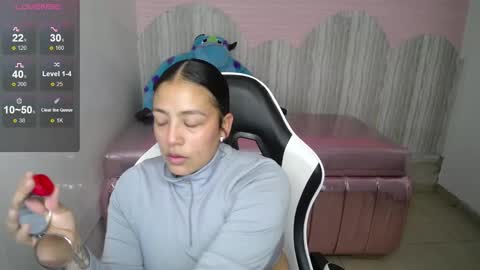 Tamara online show from 11/24/25, 02:33