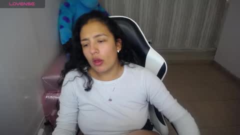 Tamara online show from 12/04/25, 02:43