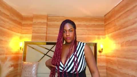 Tamara online show from 10/30/25, 09:04