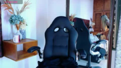    online show from 02/06/26, 10:07