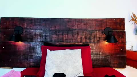    online show from 06/02/26, 10:50