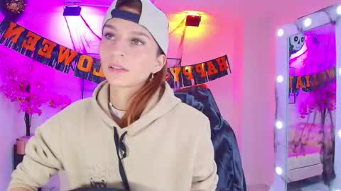 Tamara online show from 11/02/25, 03:09