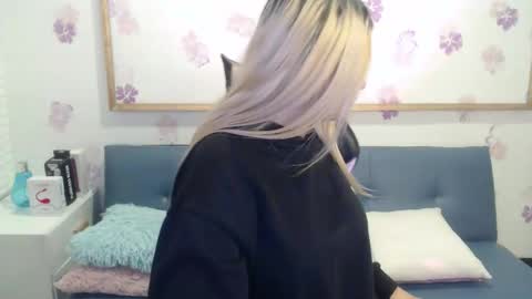 Snapshot of tamara_velezz chatting on 02/16/26, 09:22 Tamara online show from 02/16/26, 09:22