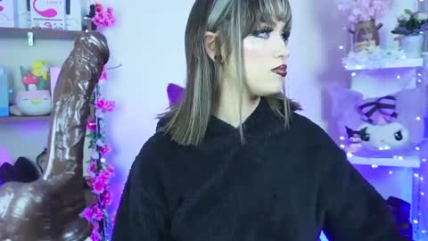 Cami 3 online show from 02/11/25, 12:28