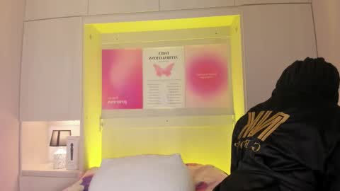 Snapshot of tamarazaki chatting on 01/31/26, 07:56 Tami online show from 01/31/26, 07:56