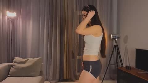 Snapshot of tamekateetz chatting on 02/21/26, 02:07 Mio online show from 02/21/26, 02:07