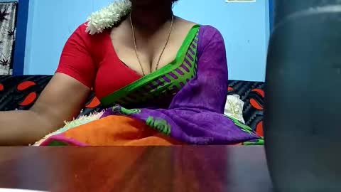 Snapshot of tamilmadhi520 chatting on 05/14/26, 05:31 tamilmadhi520 online show from 05/14/26, 05:31