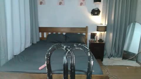 Kylie online show from 01/06/26, 01:37