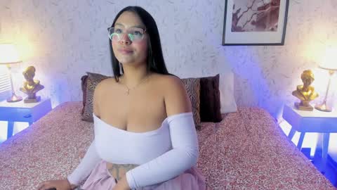 Tammara  online show from 05/05/26, 12:02