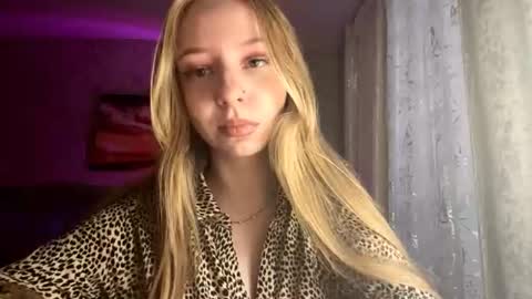 Snapshot of tammiglembocki chatting on 06/30/26, 08:15 Jenny online show from 06/30/26, 08:15