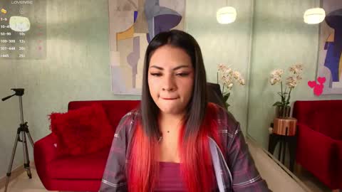 Snapshot of tammy_petit chatting on 01/21/25, 02:54 Tammy online show from 01/21/25, 02:54