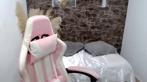 tammycooperr online show from 01/26/25, 09:08