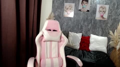 tammycooperr online show from 02/21/25, 10:17