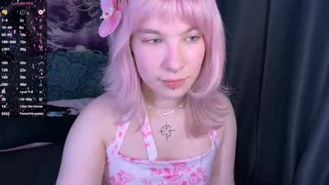 Lola online show from 12/20/25, 07:10