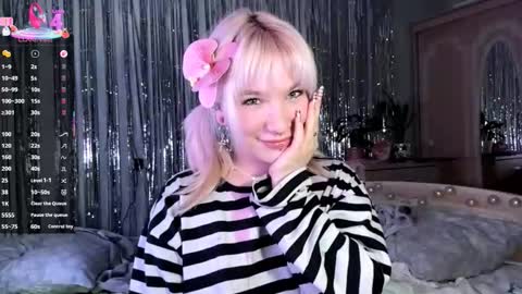 Lola online show from 01/06/26, 07:06