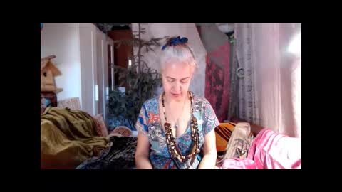 Snapshot of tanganiika chatting on 09/27/25, 02:49 Milena online show from 09/27/25, 02:49