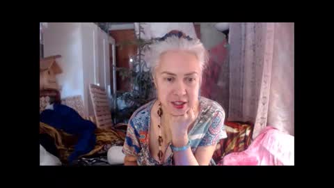 Snapshot of tanganiika chatting on 10/21/25, 04:13 Milena online show from 10/21/25, 04:13