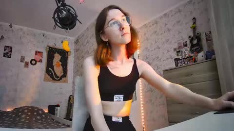 Snapshot of tangerine4dreams chatting on 06/03/26, 09:34 Milena Kuprianova online show from 06/03/26, 09:34
