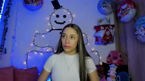 tania06 online show from 12/17/25, 01:06