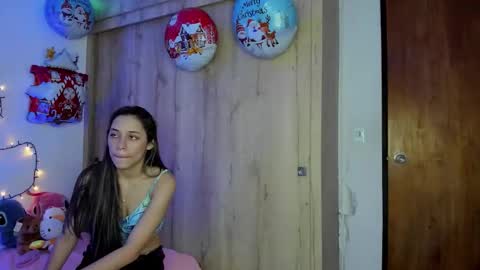 tania06 online show from 12/19/25, 02:13