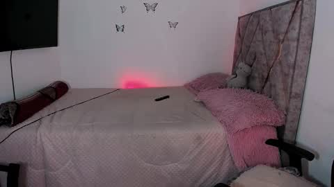 Tania online show from 11/28/25, 09:56