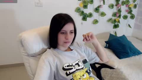 Tania  online show from 10/12/25, 03:00