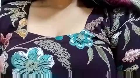 Snapshot of taniya_roy4628 chatting on 02/09/26, 03:10 taniya_roy4628 online show from 02/09/26, 03:10