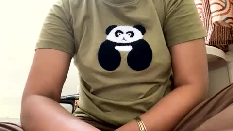 taniya_roy4628 online show from 05/27/26, 02:41
