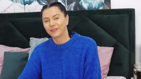 Snapshot of taniyagrey chatting on 01/13/25, 08:26 tanyaGrey online show from 01/13/25, 08:26