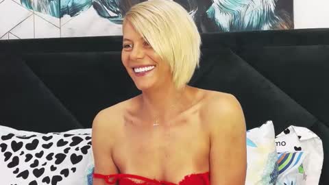 Snapshot of taniyagrey chatting on 09/22/25, 06:04 tanyaGrey online show from 09/22/25, 06:04