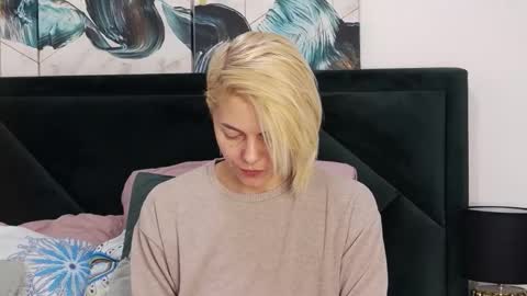 Snapshot of taniyagrey chatting on 02/11/26, 07:02 tanyaGrey online show from 02/11/26, 07:02